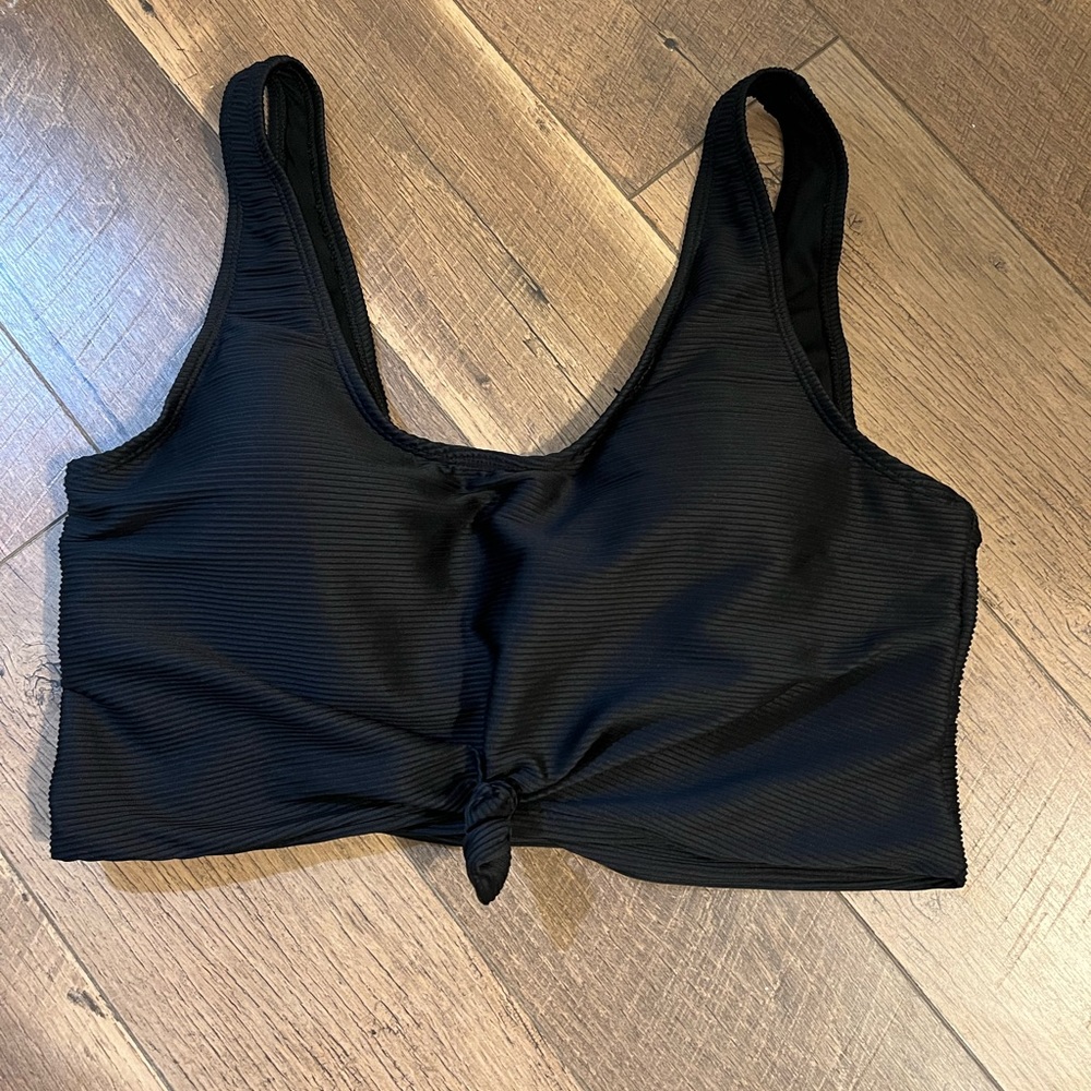 Coral reel black swim top xxl
